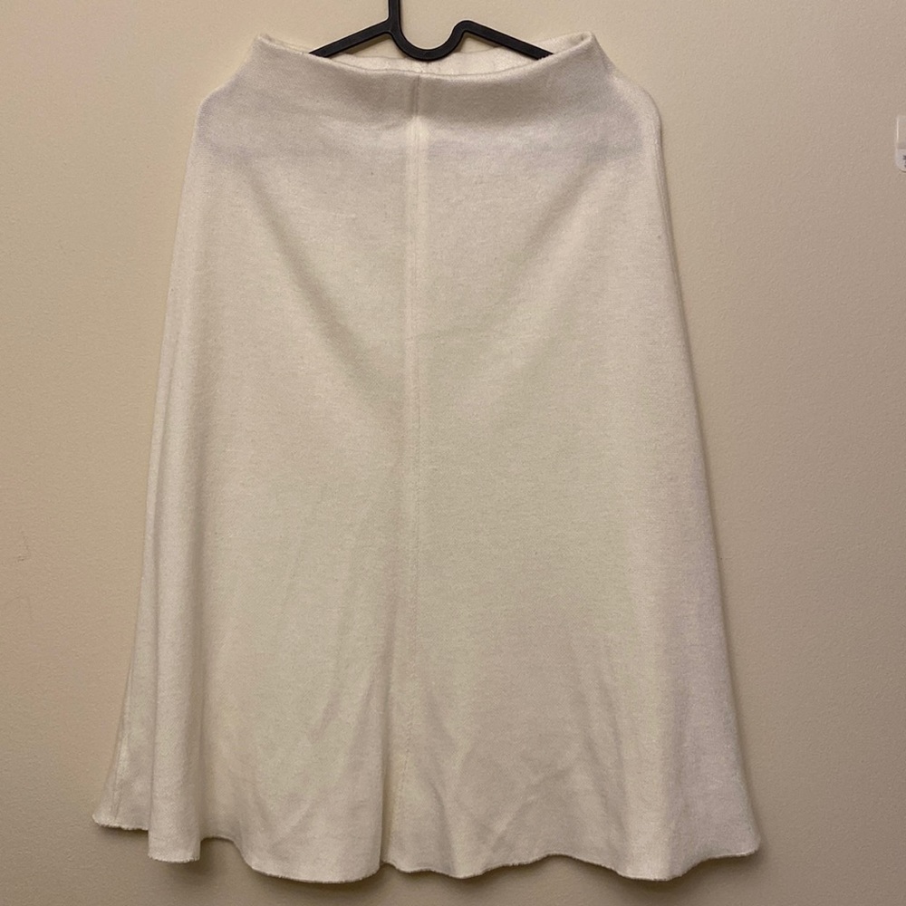 Zara Ladies Long White Skirt | Size M